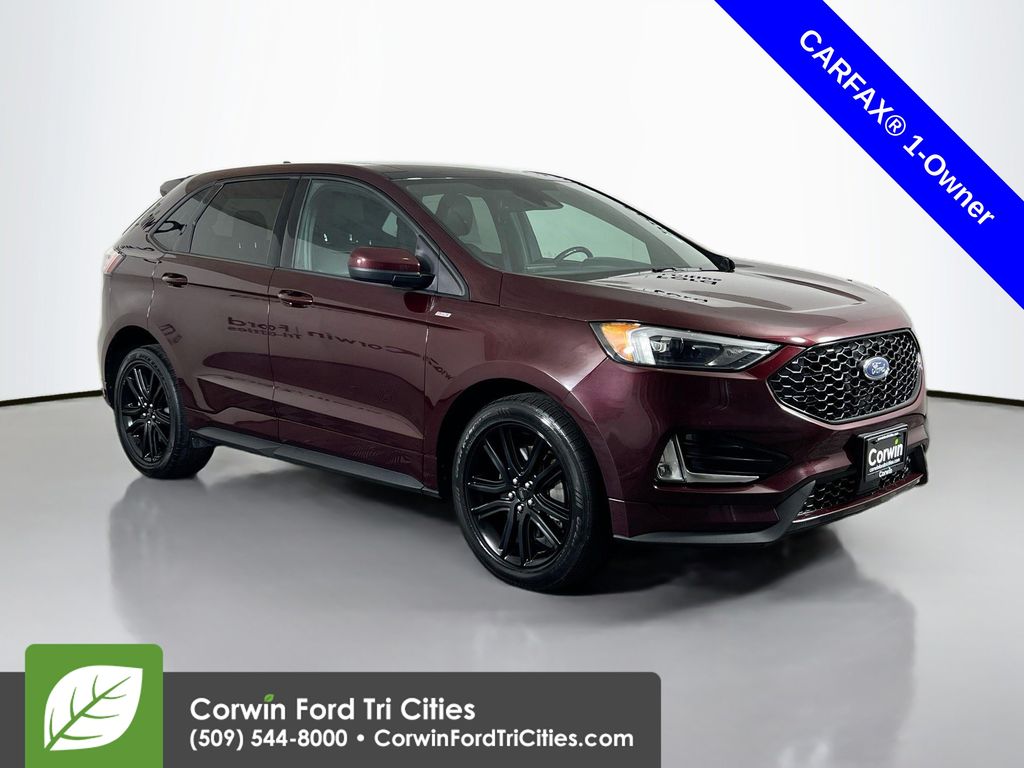 2021 Ford Edge ST-Line's photo