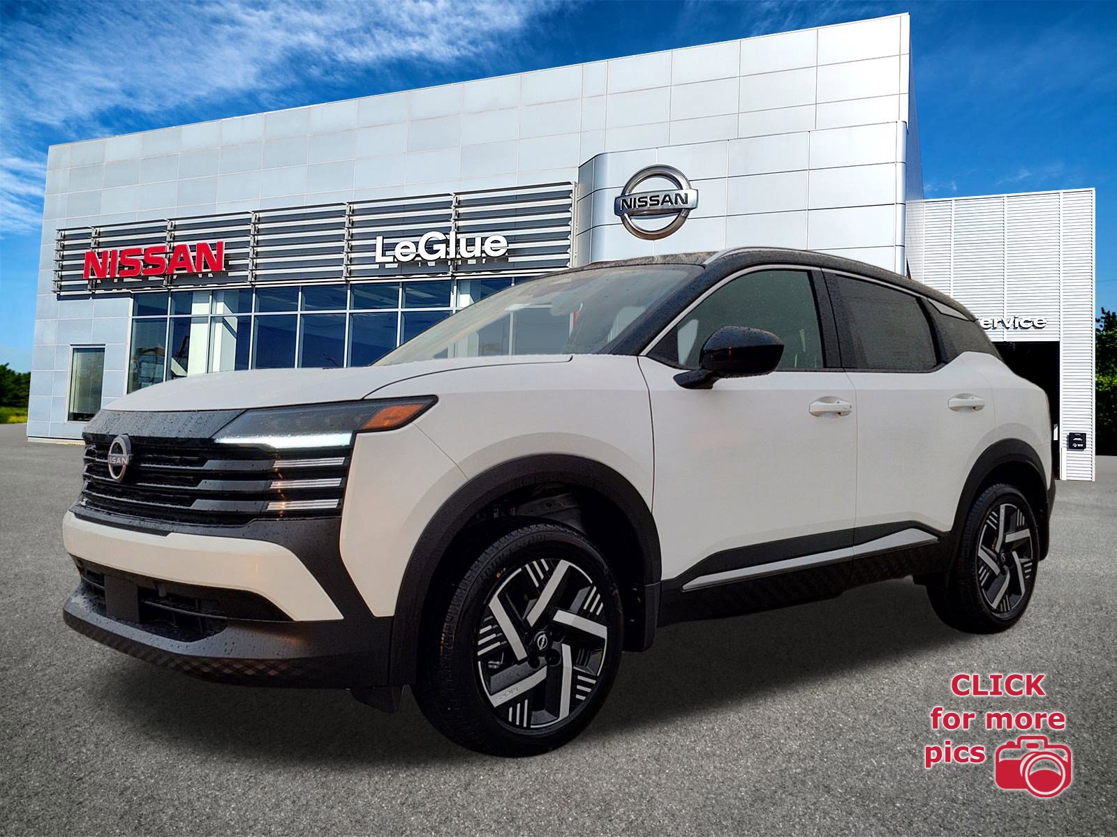 2026 Nissan KICKS SV's photo