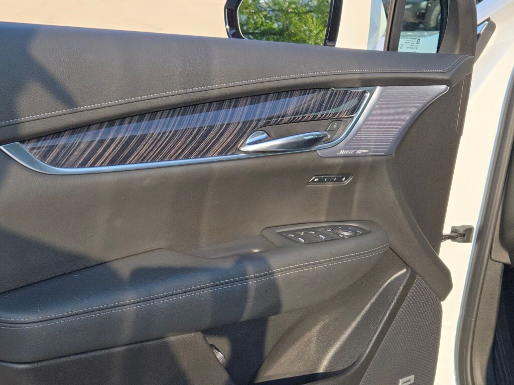 2024 Cadillac XT6 Premium Luxury photo 22