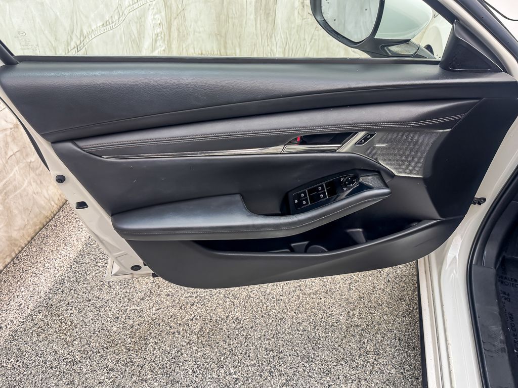 2019 MAZDA MAZDA3 - Image 21