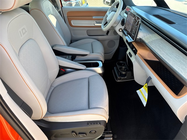 2025 Volkswagen ID. Buzz Pro Plus photo 16
