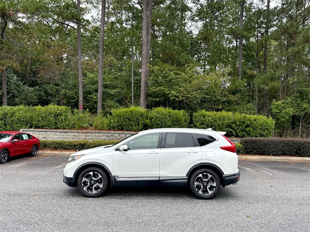 2018 Honda CR-V Touring photo 2