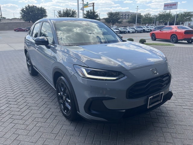 2025 Honda HR-V Sport photo 3