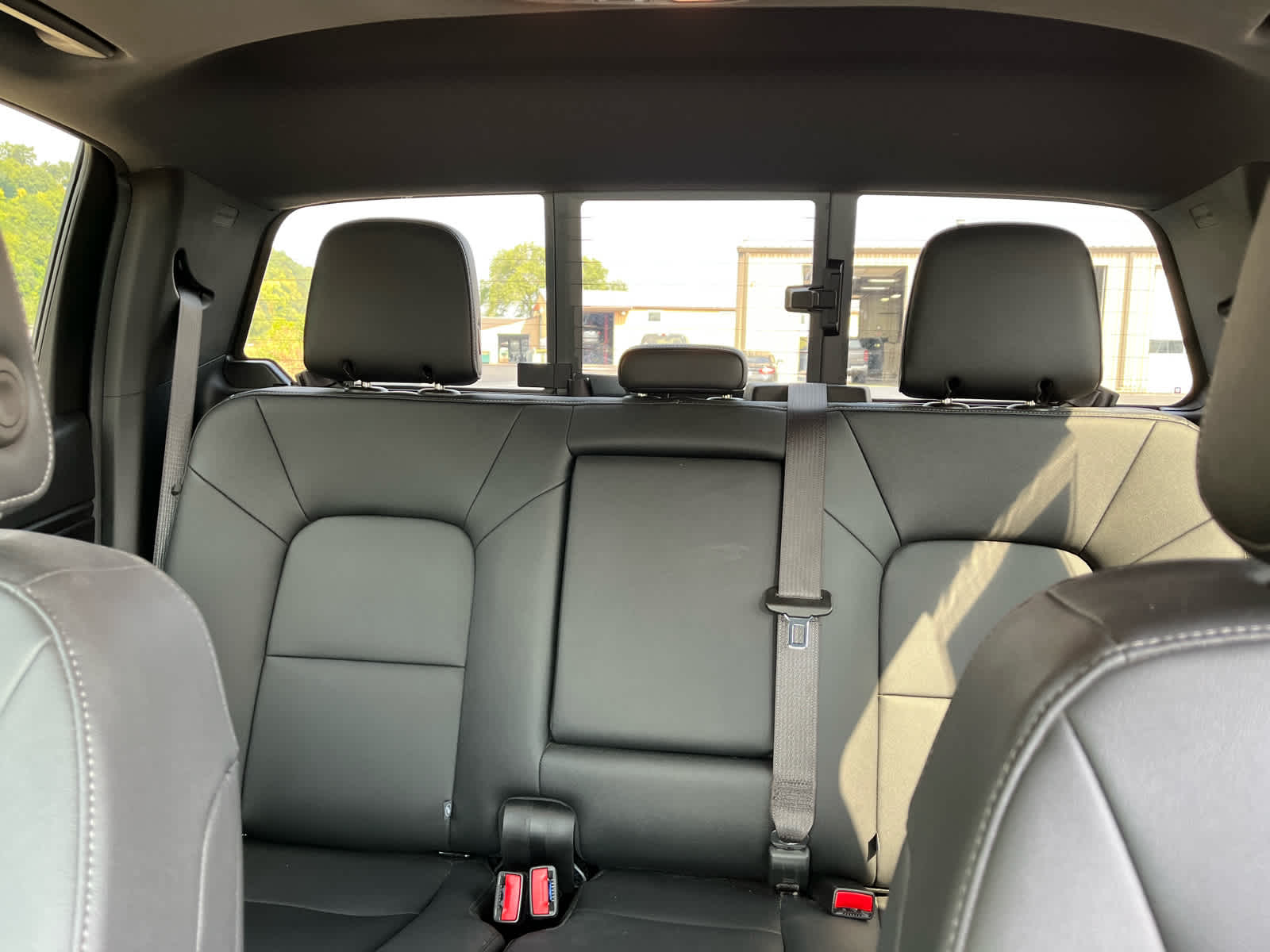 2024 Chevrolet Colorado LT photo 22