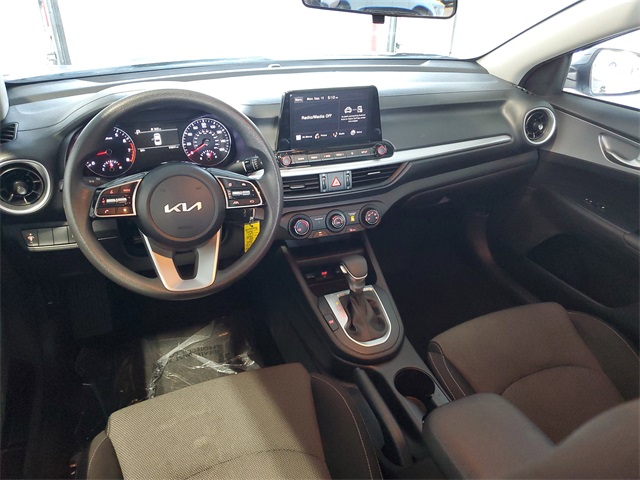 2023 Kia Forte LXS photo 23