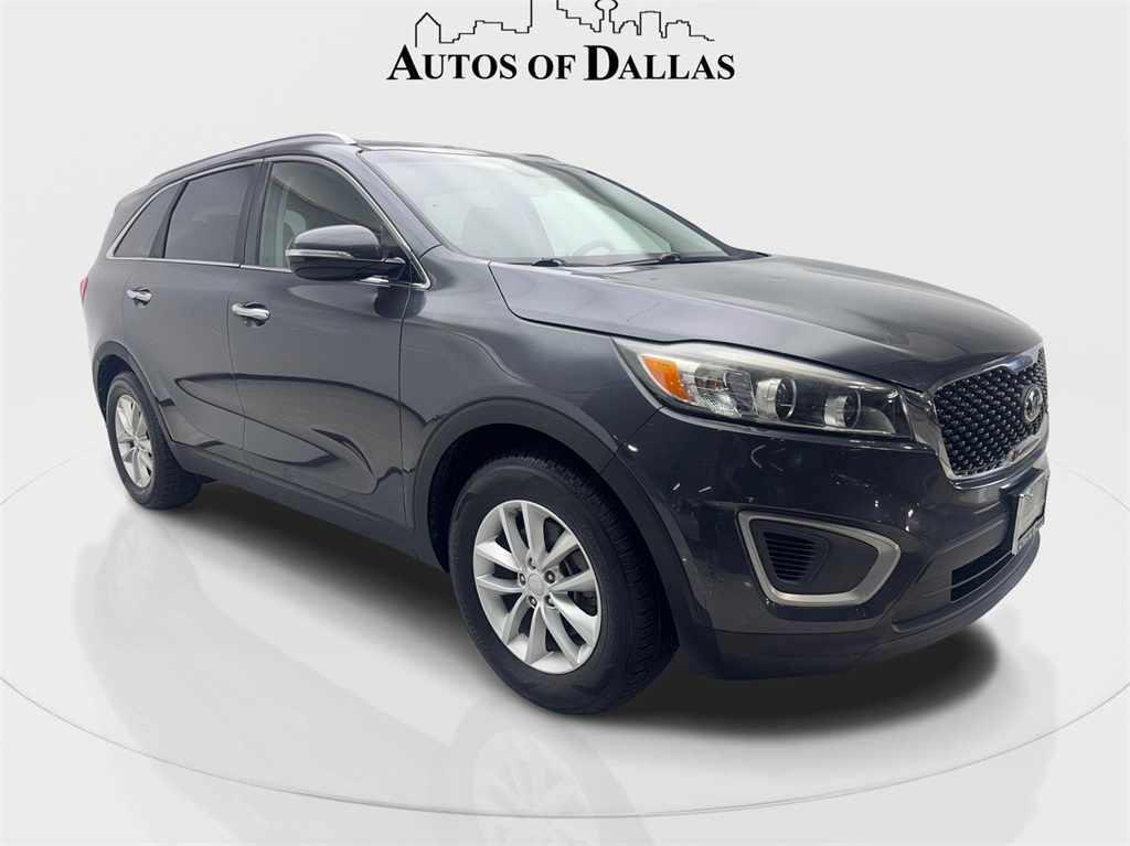 2017 Kia Sorento LX photo 4