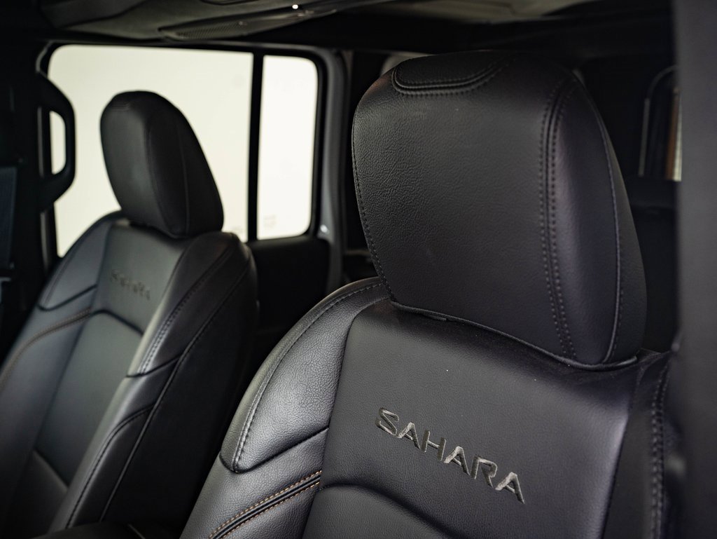 2024 Jeep Wrangler Sahara 4xe photo 18
