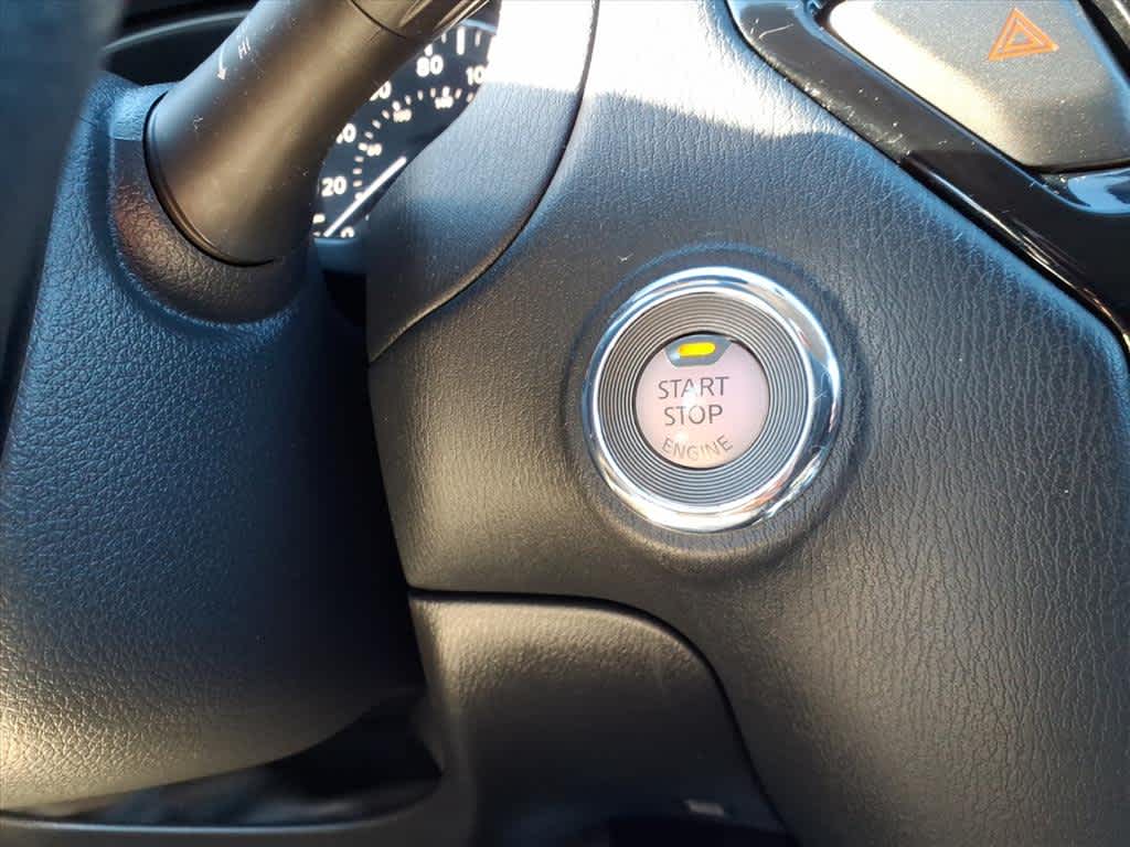 2020 Nissan Pathfinder S photo 20