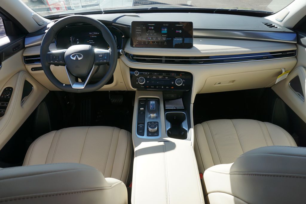 2025 Infiniti QX60 Luxe photo 11