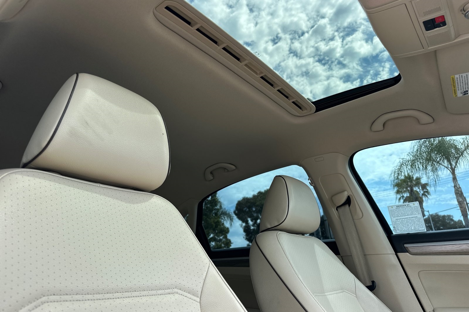 2018 Volkswagen Passat 2.0T SE photo 14