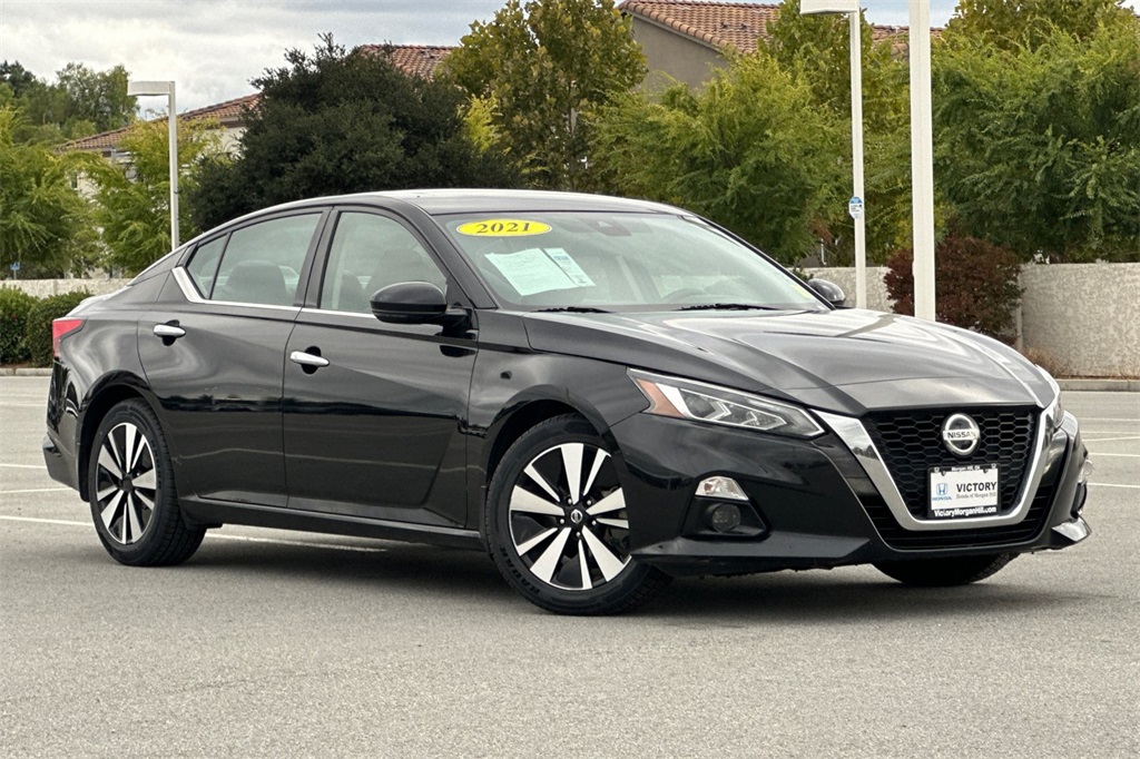 Used 2021 Nissan Altima SL with VIN 1N4BL4EV5MN371746 for sale in Morgan Hill, CA