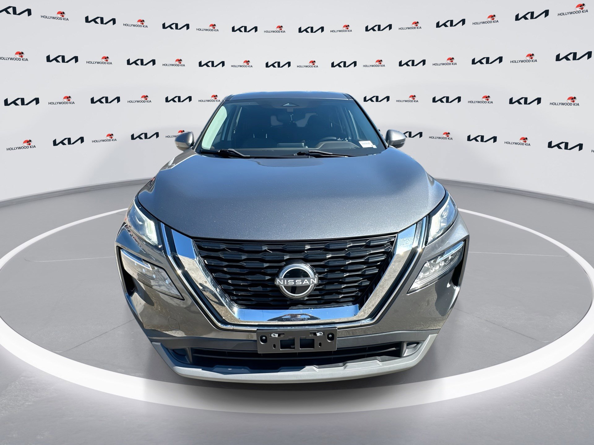 2022 Nissan Rogue SV photo 3