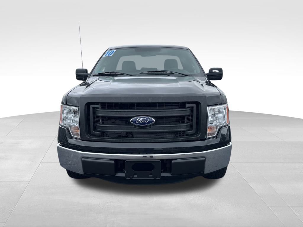 2013 Ford F-150 XL photo 2