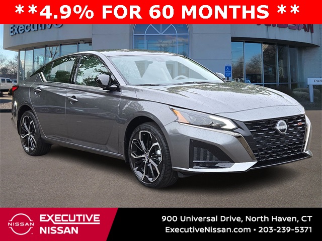 2025 Nissan Altima SR's photo