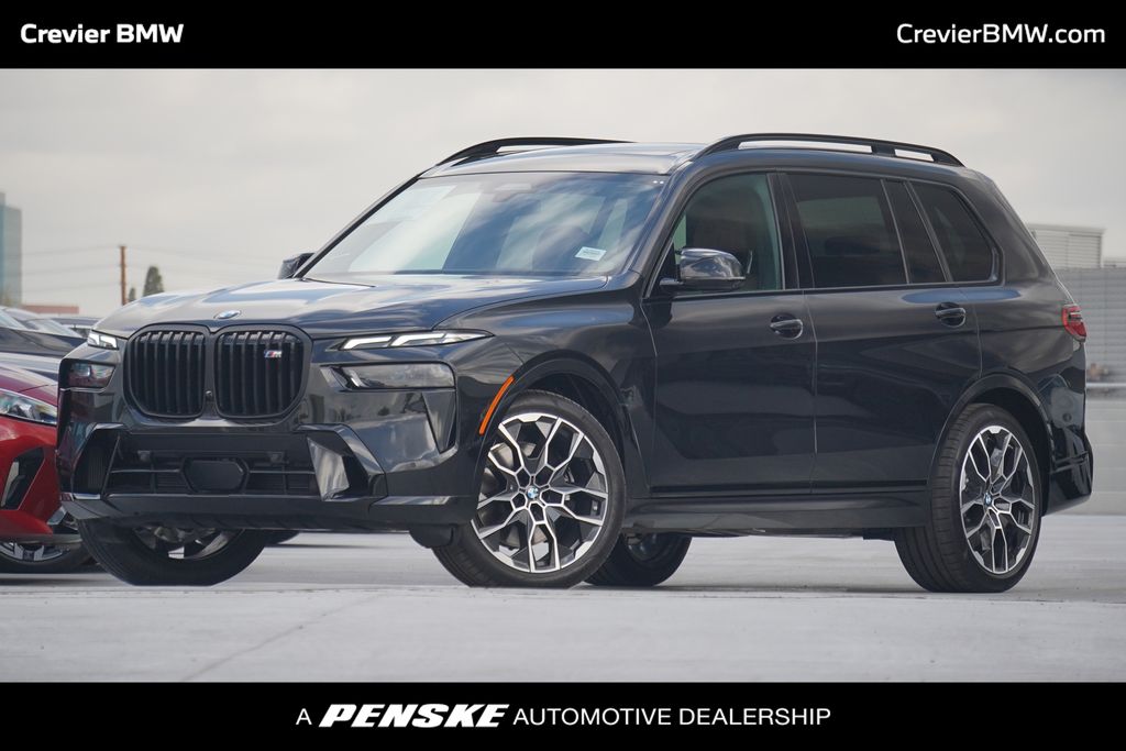2025 BMW X7 M60i's photo