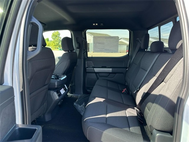 2025 Ford F-150 XLT photo 4