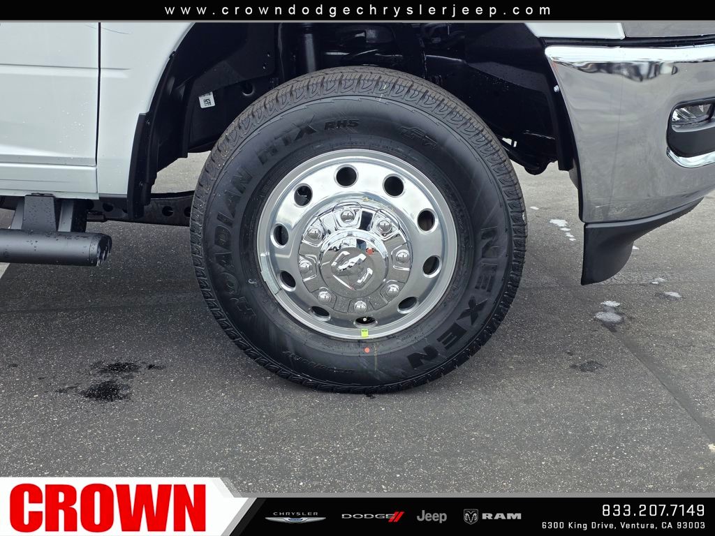 2026 Ram 3500 Tradesman photo 5