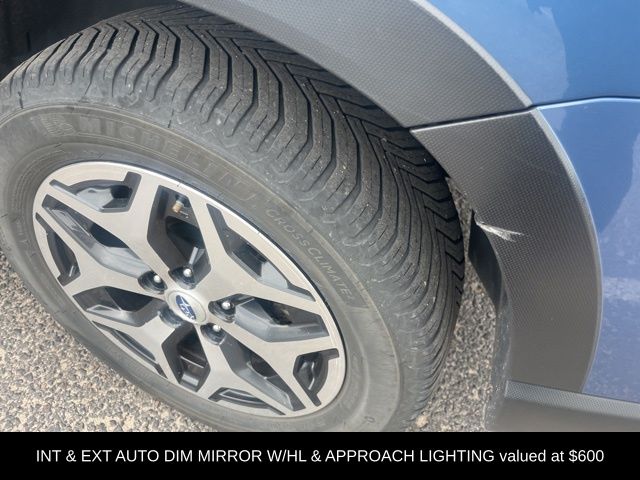 2021 Subaru Forester Premium photo 4