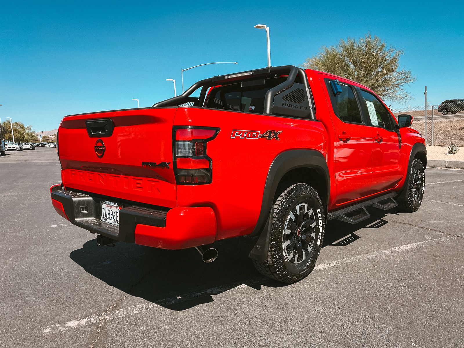 2024 Nissan Frontier PRO-4X photo 9