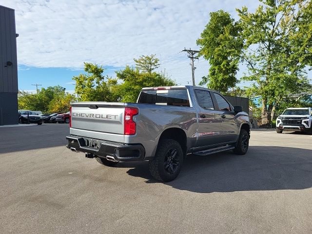 2019 Chevrolet Silverado 1500 LT Trail Boss photo 2