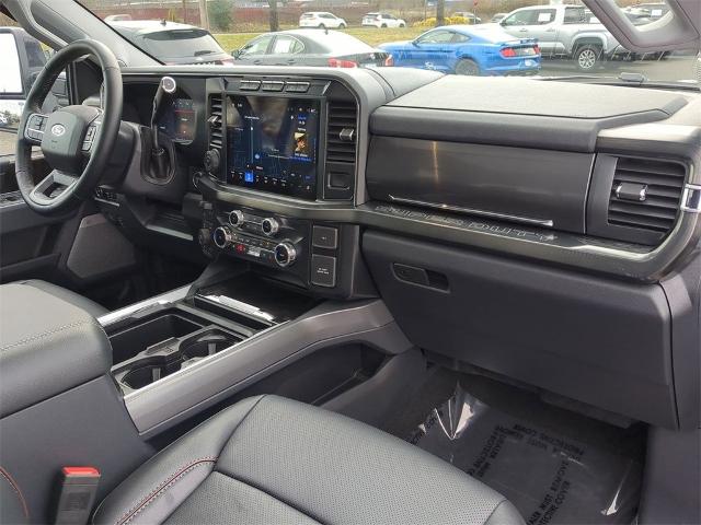 2024 Ford F-350 Lariat photo 32