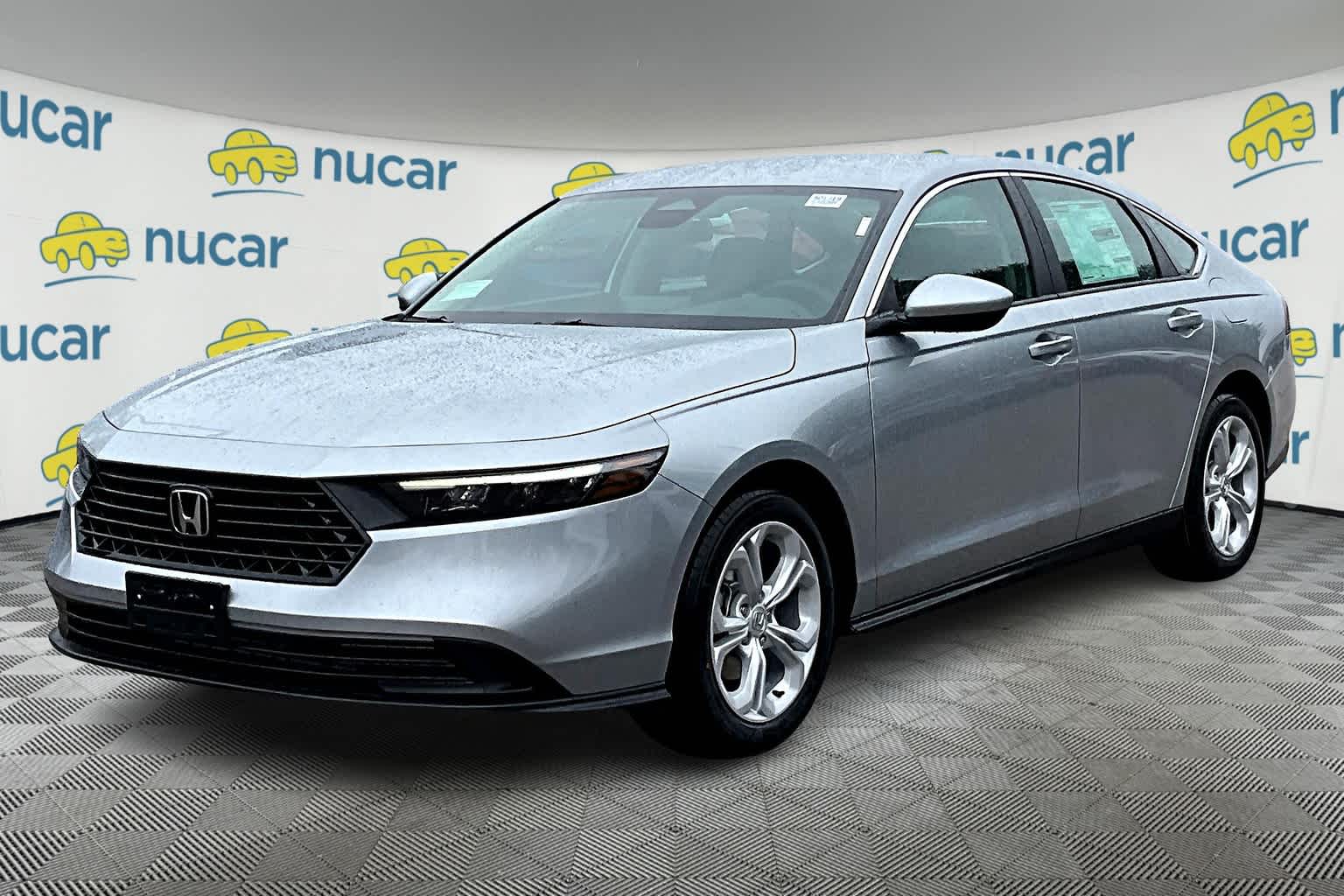 2025 Honda Accord LX photo 3