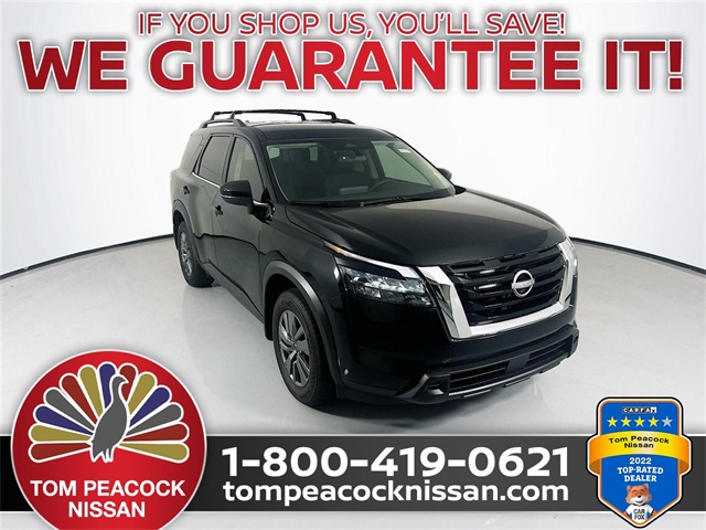 2025 Nissan Pathfinder SV's photo