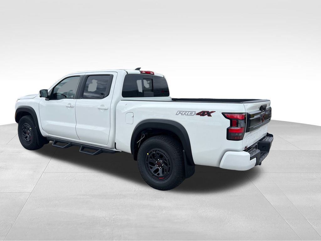 2026 Nissan Frontier PRO-4X photo 3