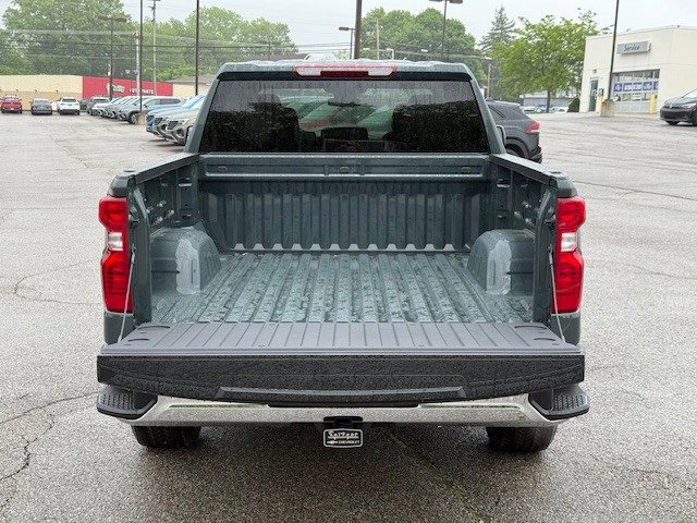 2025 Chevrolet Silverado 1500 LT photo 36