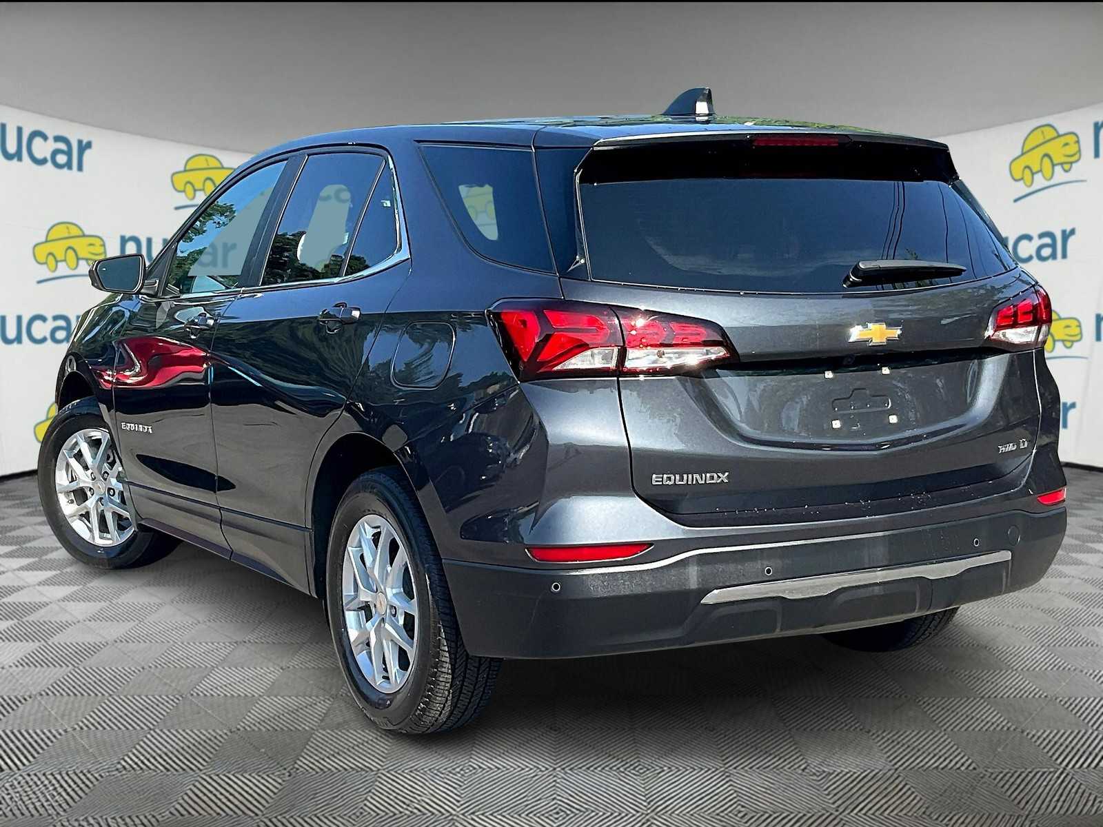 2023 Chevrolet Equinox LT photo 4