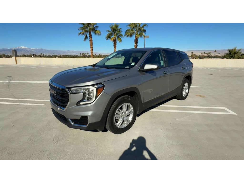 2024 Gmc Terrain SLE photo 4