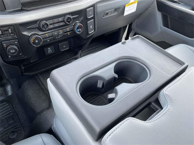 2025 Ford F-250 photo 12