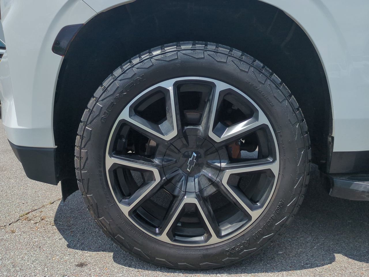 2022 Chevrolet Tahoe RST photo 27