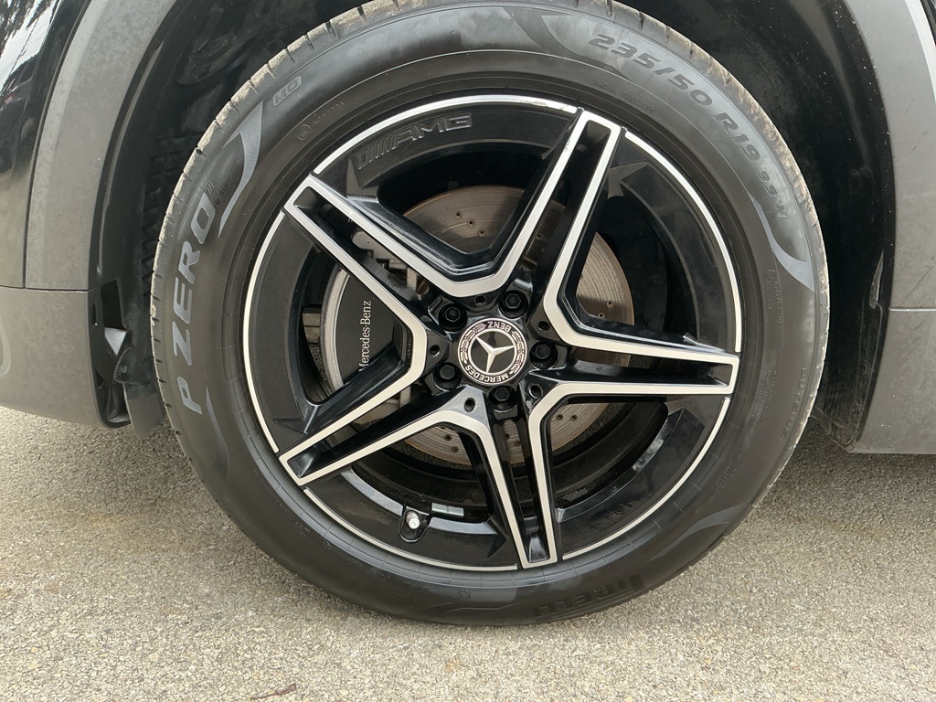 2024 Mercedes Benz GLB 250 photo 4