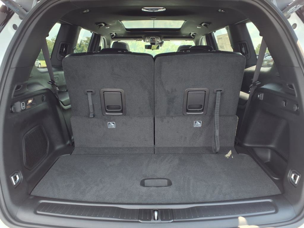 2025 Jeep Grand Cherokee Limited photo 17