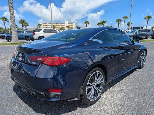 2022 Infiniti Q60 Luxe photo 4