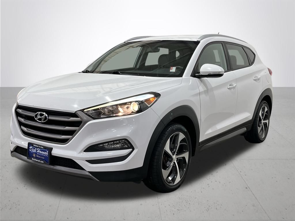 2016 Hyundai Tucson Sport photo 2