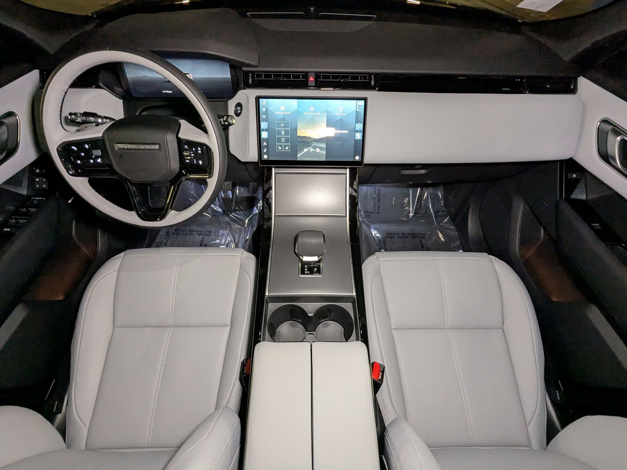 2026 Land Rover Range Rover Velar S photo 14