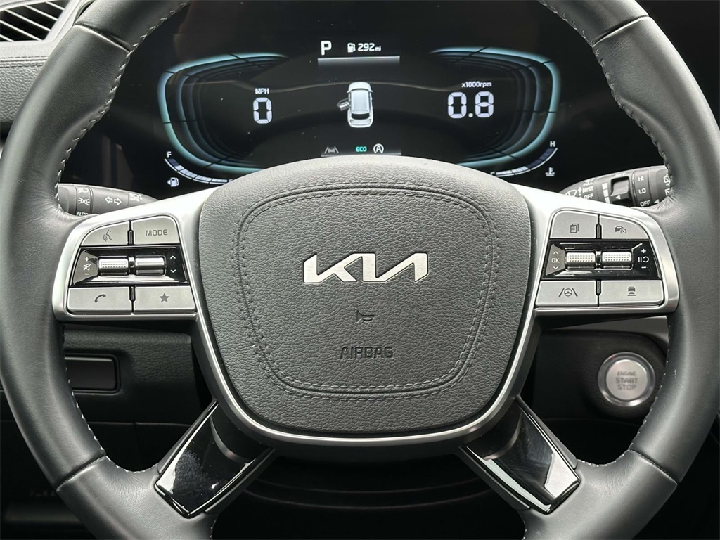 2024 Kia Telluride S photo 18