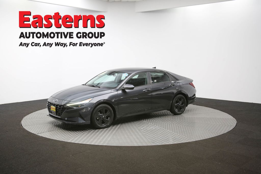 2021 Hyundai Elantra SEL Convenience photo 42