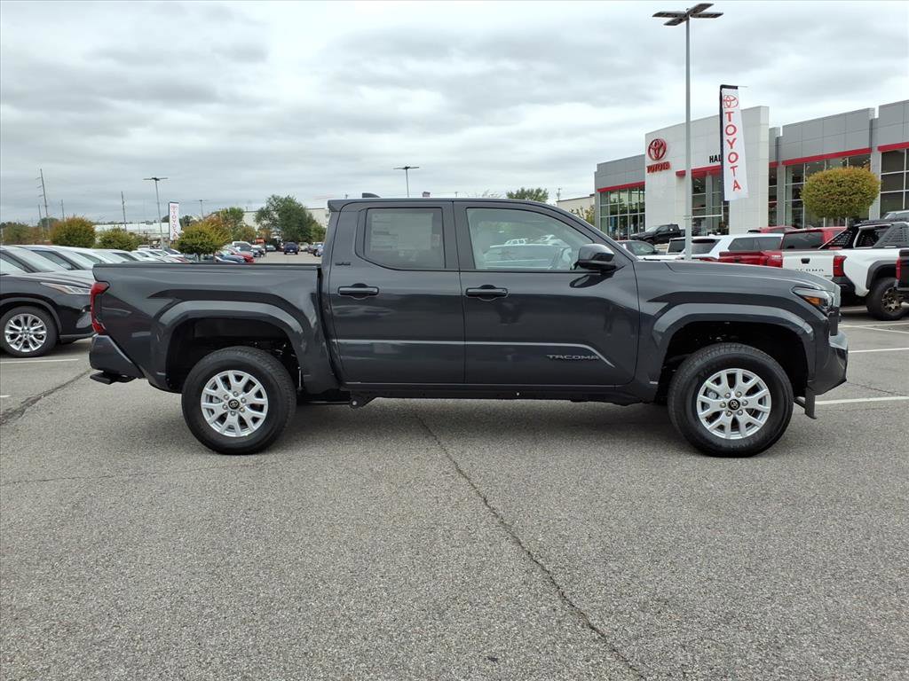 2025 Toyota Tacoma SR5 4x4 Double Cab photo 2