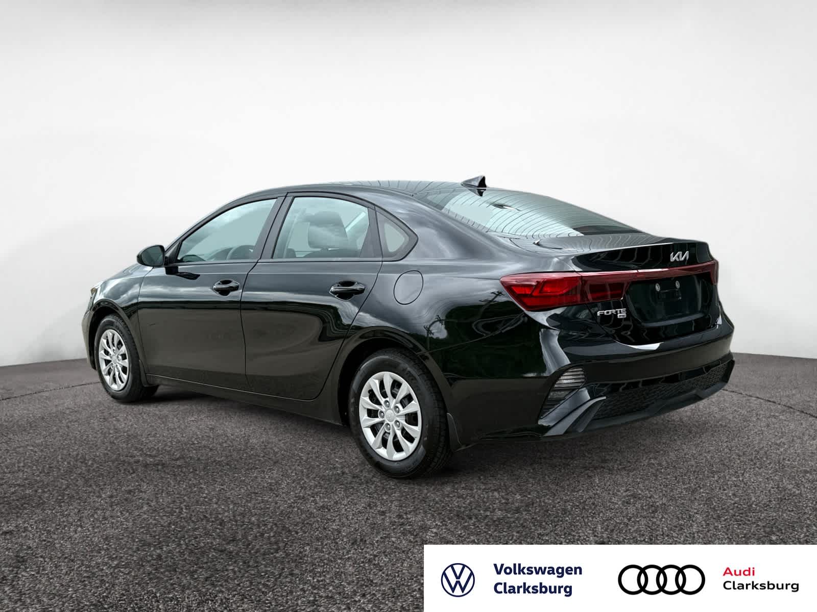 Used 2023 Kia Forte LX with VIN 3KPF24AD8PE644909 for sale in Bridgeport, WV