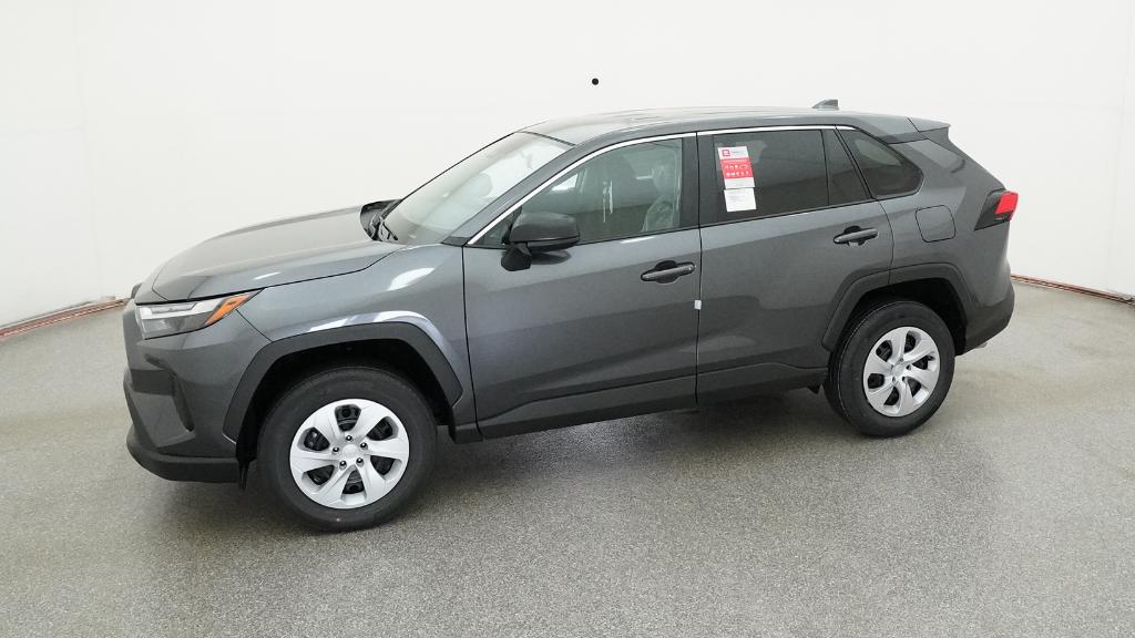 2025 Toyota RAV4 LE photo 7