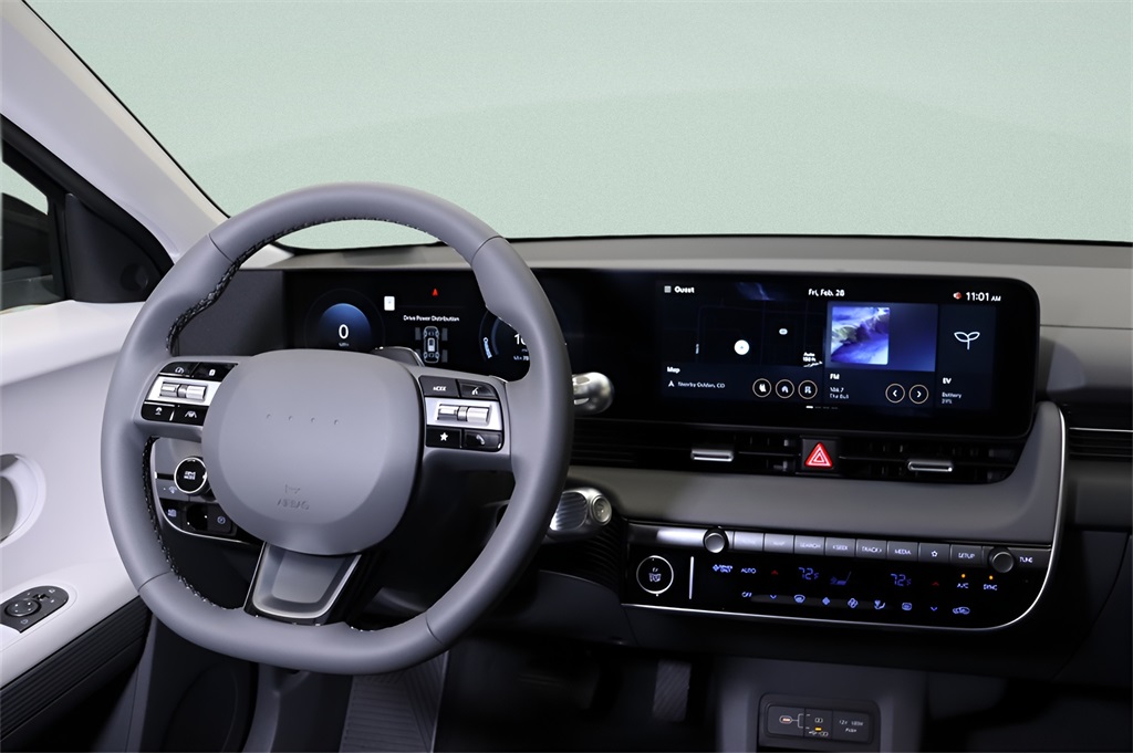 2025 Hyundai Ioniq 5 SE photo 9