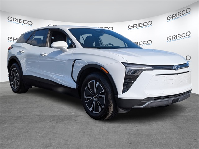 2025 Chevrolet Blazer EV LT's photo