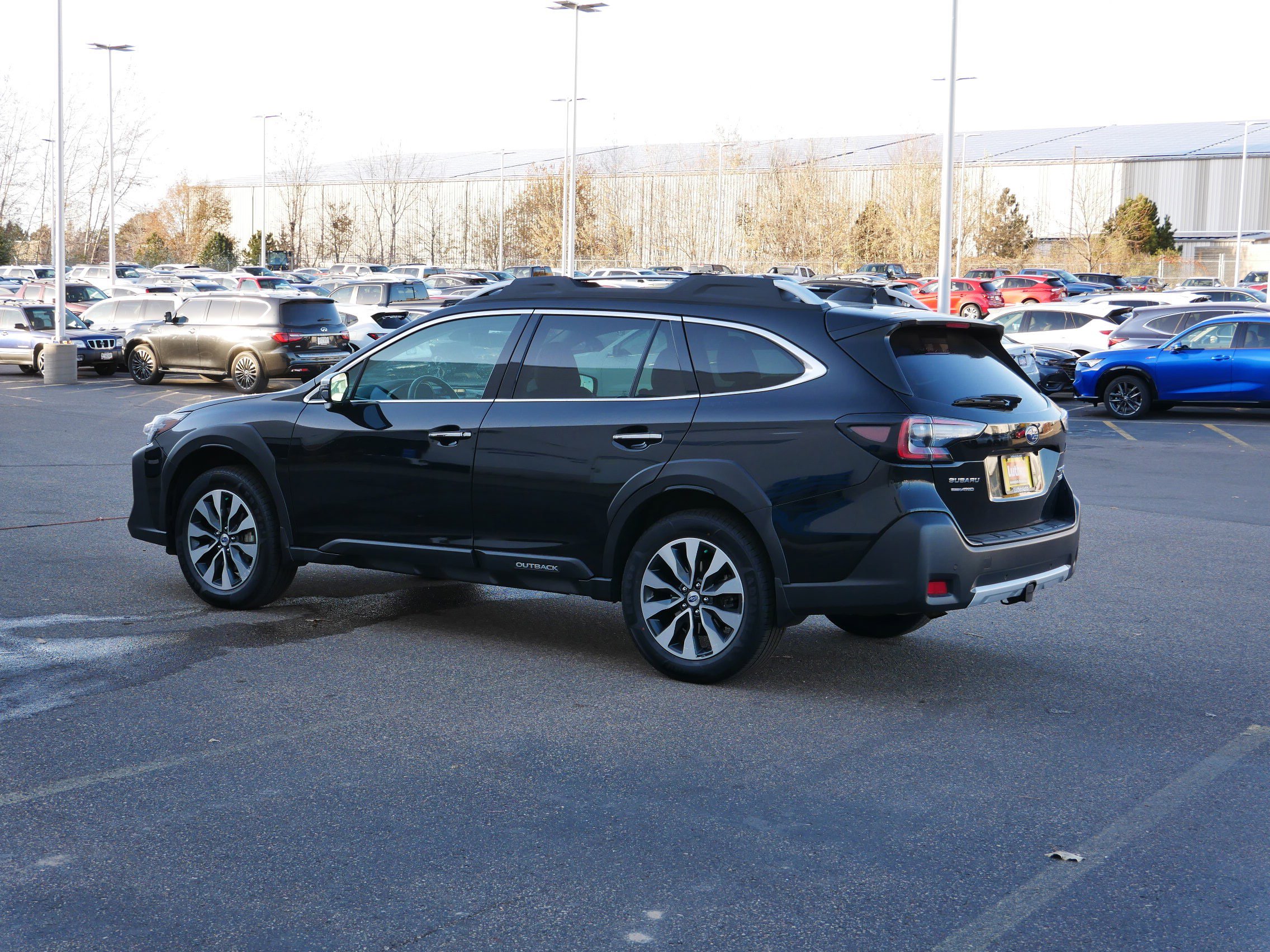 2023 Subaru Outback Touring photo 3