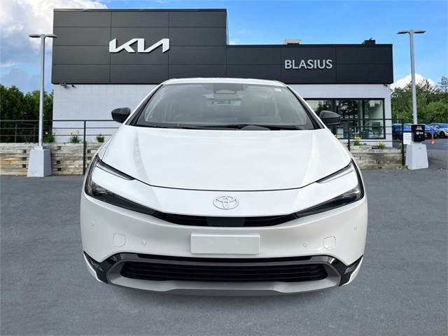 2024 Toyota Prius Limited photo 3