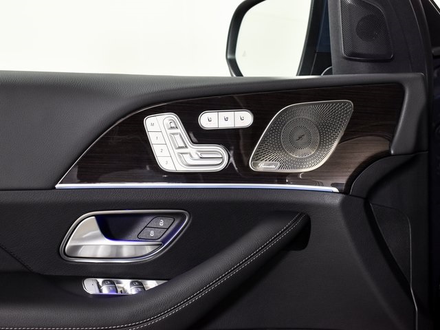 2026 Mercedes Benz GLS 450 4MATIC photo 14