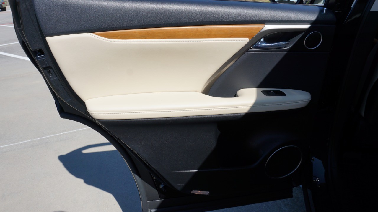 2021 Lexus RX 350 photo 32