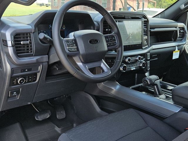 2025 Ford F-150 XLT photo 23